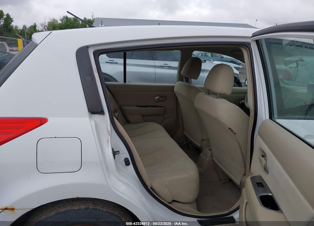2009 NISSAN VERSA VIN: 3N1BC13E19L401296