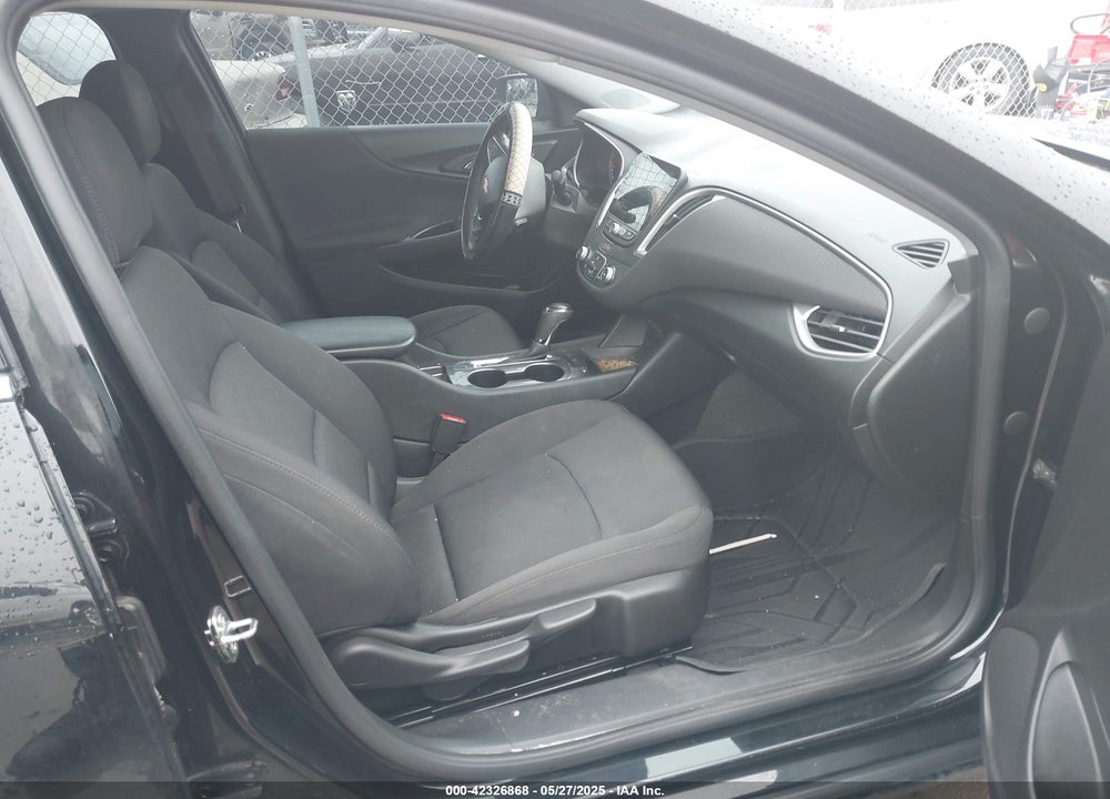 2020 CHEVROLET MALIBU VIN: 1G1ZB5STXLF136913