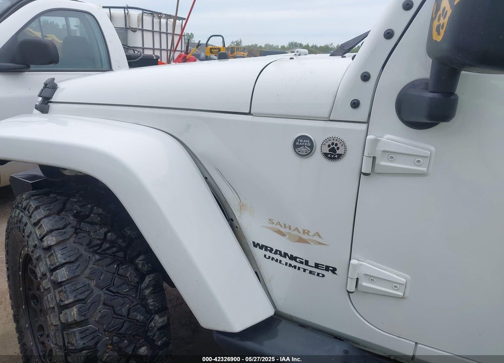 2015 JEEP WRANGLER UNLIMITED SAHARA VIN: 1C4BJWEG1FL506393