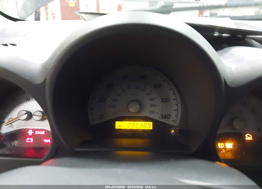2007 SCION TC VIN: JTKDE167870147327