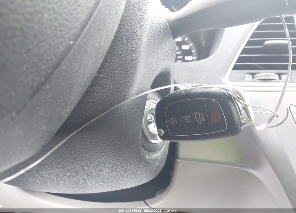 2017 HYUNDAI SONATA VIN: 5NPE24AF3HH504941