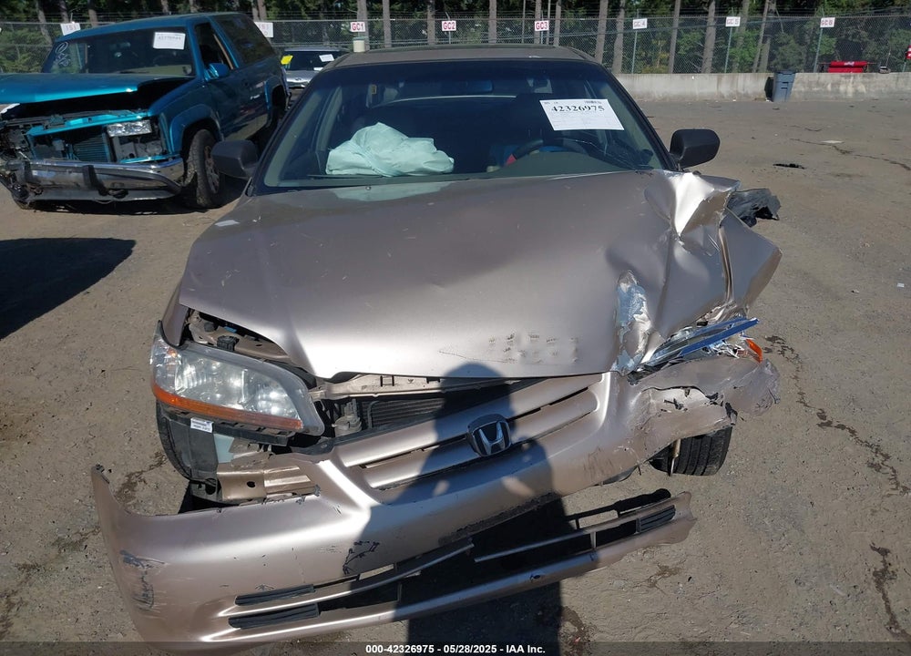 2001 HONDA ACCORD VIN: 1HGCG16501A011904