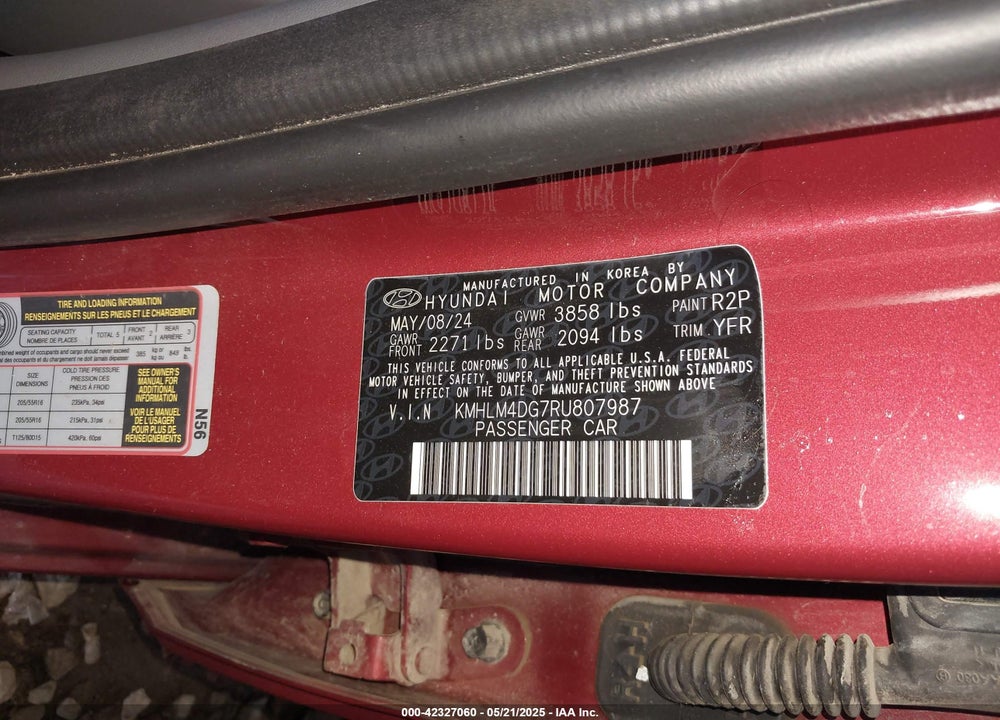 2024 HYUNDAI ELANTRA VIN: KMHLM4DG7RU807987