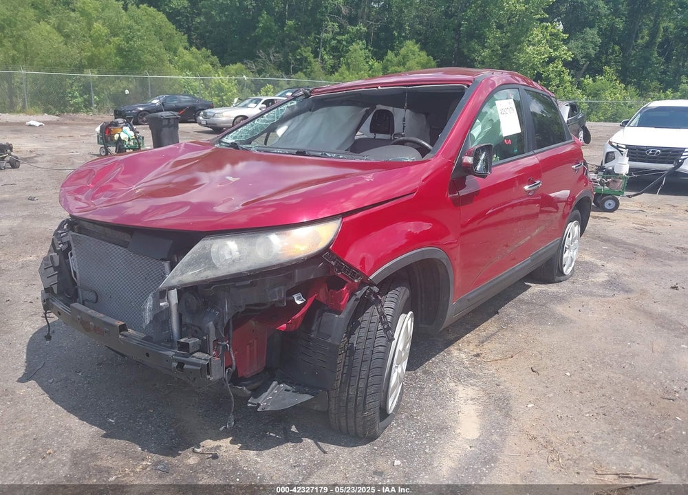 2011 KIA SORENTO VIN: 5XYKT4A13BG005639