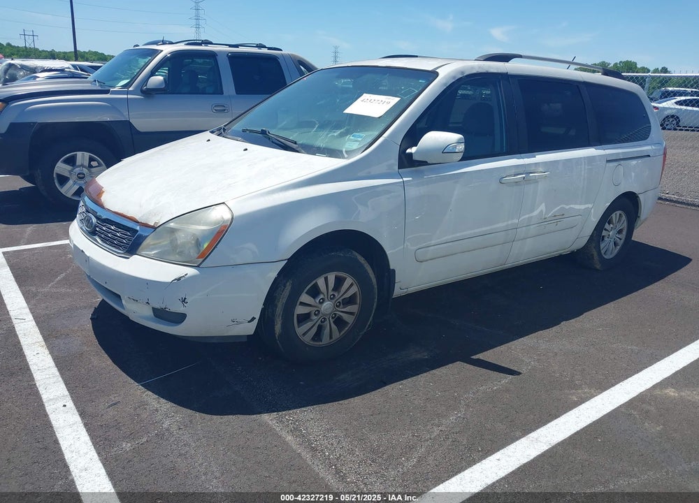 2011 KIA SEDONA VIN: KNDMG4C74B6399055