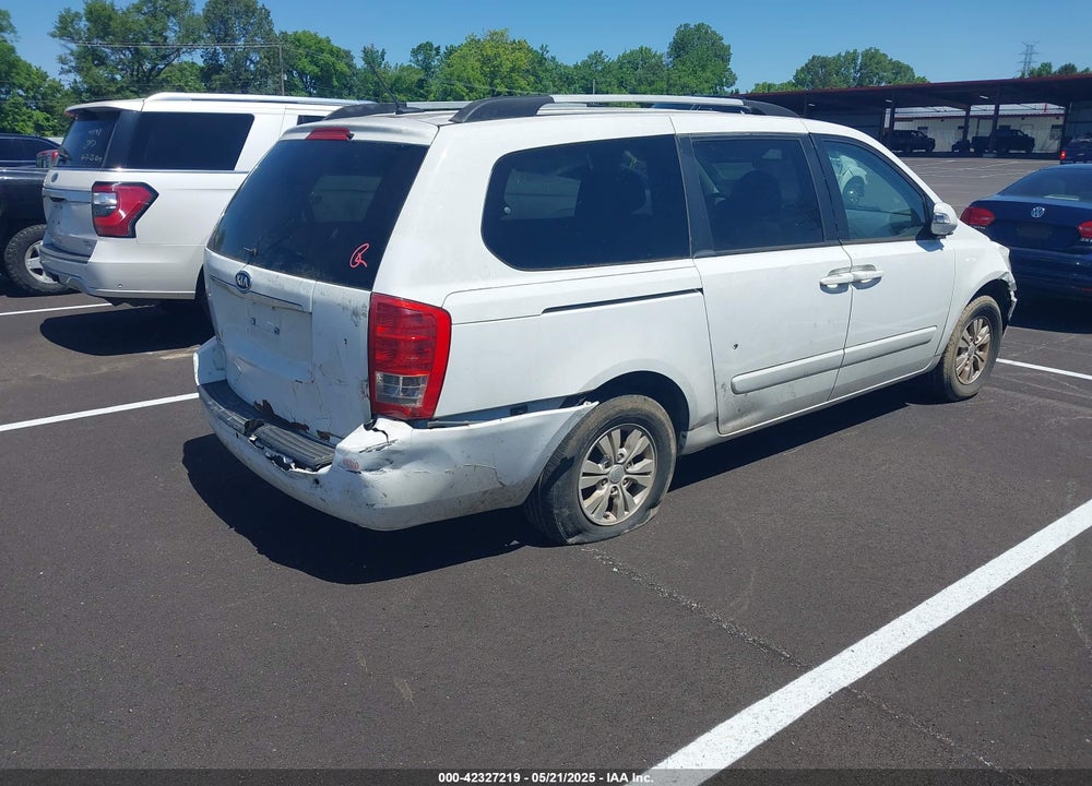 2011 KIA SEDONA VIN: KNDMG4C74B6399055