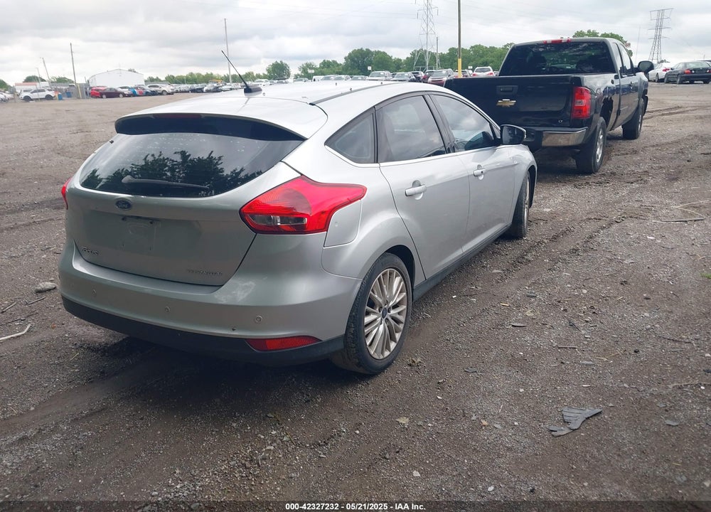 2017 FORD FOCUS VIN: 1FADP3N23HL209922