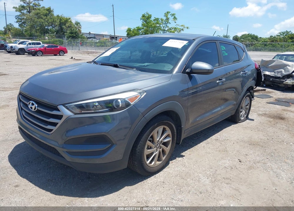 2017 HYUNDAI TUCSON VIN: KM8J23A47HU390032