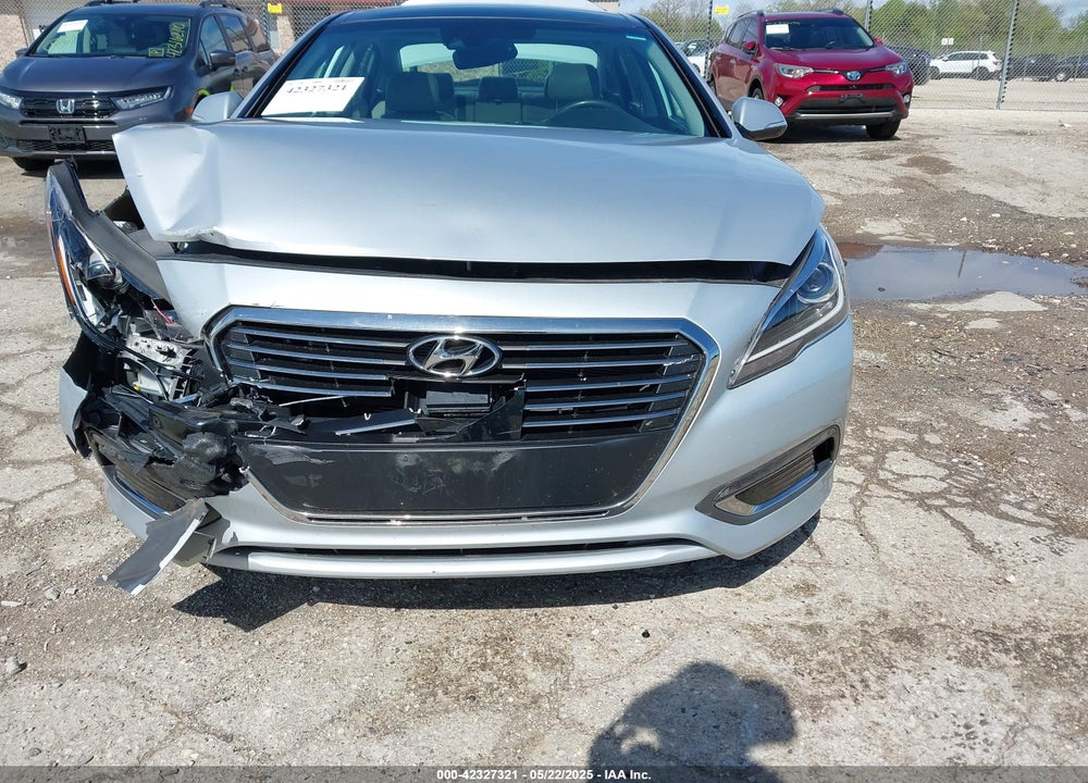2017 HYUNDAI SONATA HYBRID VIN: KMHE34L16HA059354