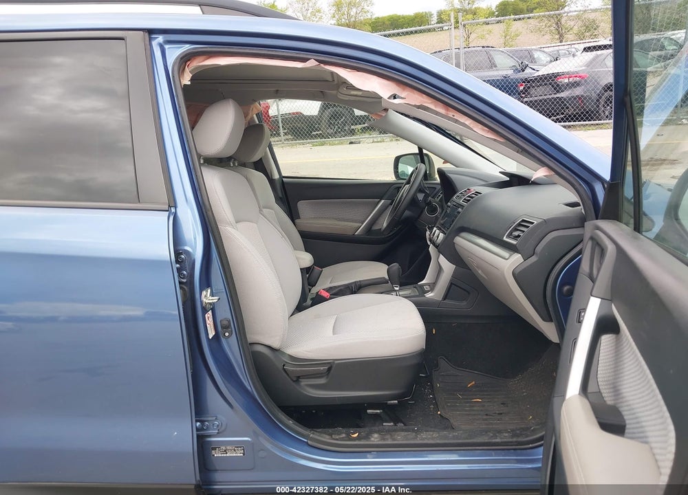2018 SUBARU FORESTER 2.5I PREMIUM VIN: JF2SJADC7JH554639