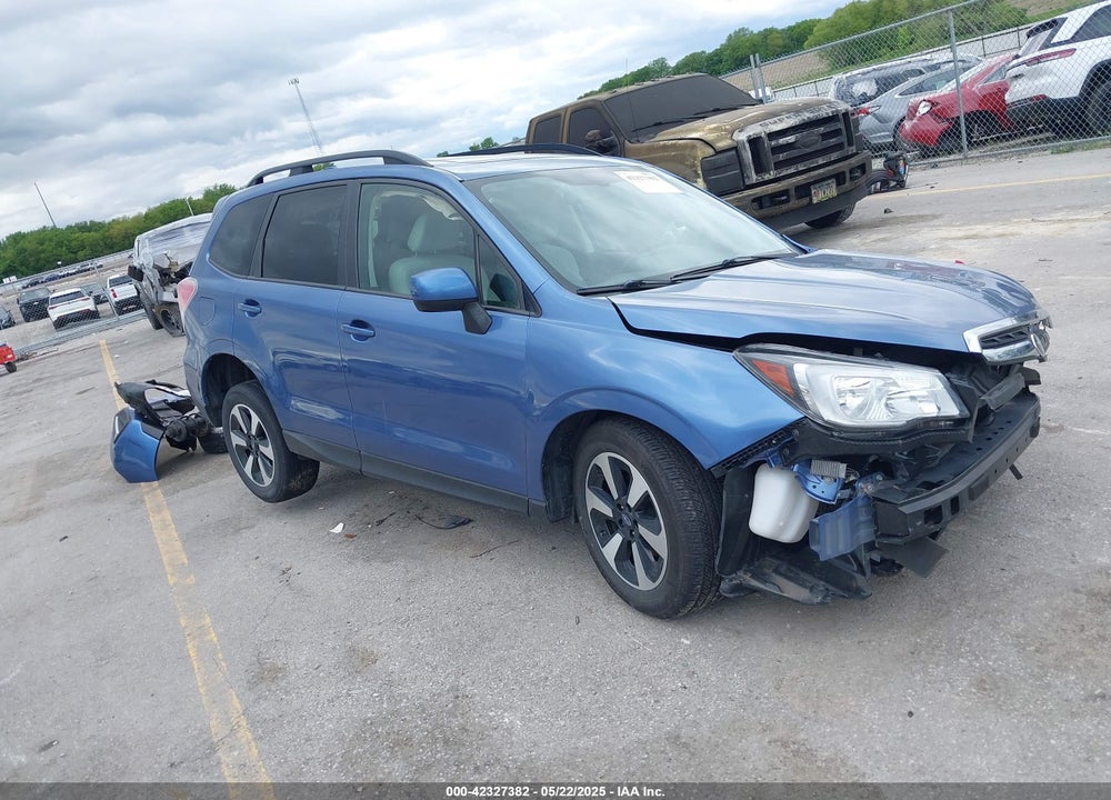 2018 SUBARU FORESTER 2.5I PREMIUM VIN: JF2SJADC7JH554639
