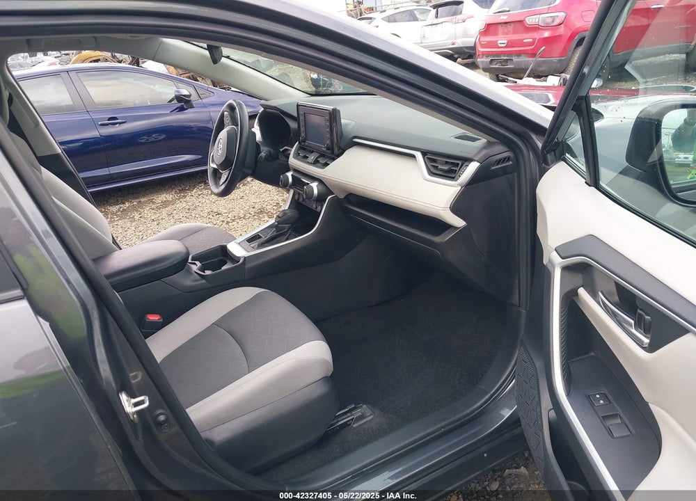 2020 TOYOTA RAV4 VIN: 2T3P1RFV1LW121977