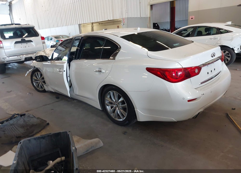 2015 INFINITI Q50 VIN: JN1BV7APXFM353042