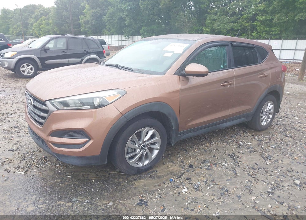 2016 HYUNDAI TUCSON SE VIN: KM8J23A41GU145404