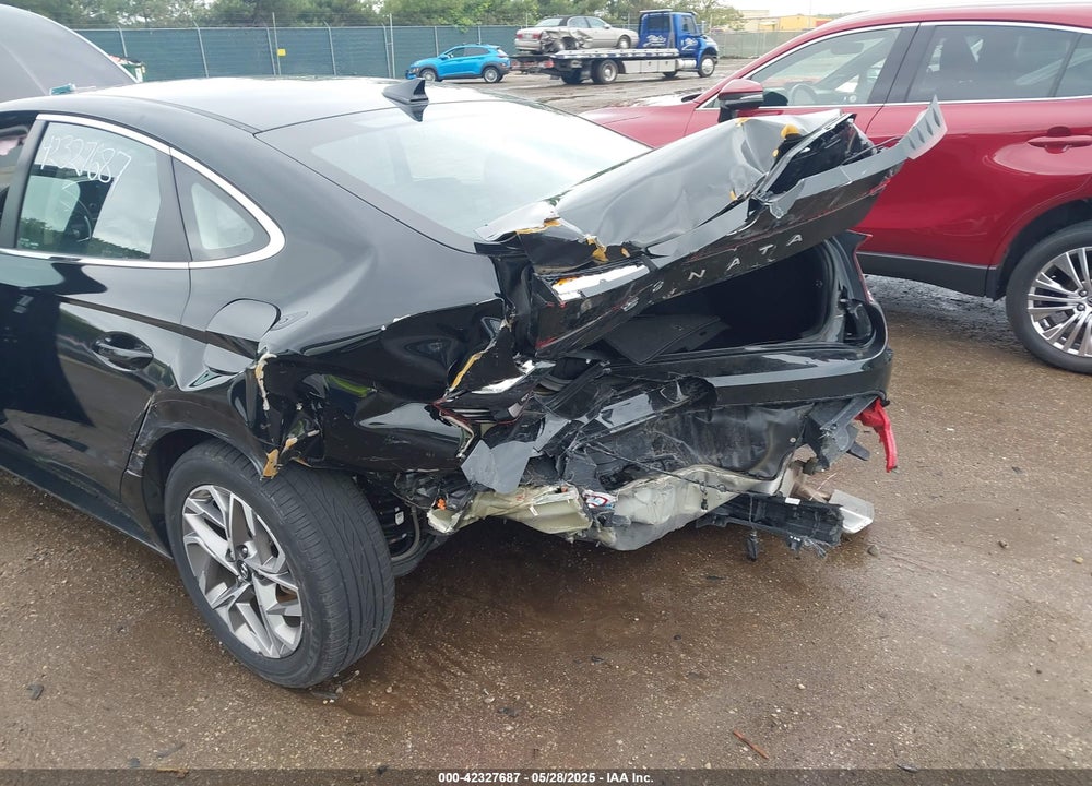 2021 HYUNDAI SONATA VIN: KMHL64JA1MA160846