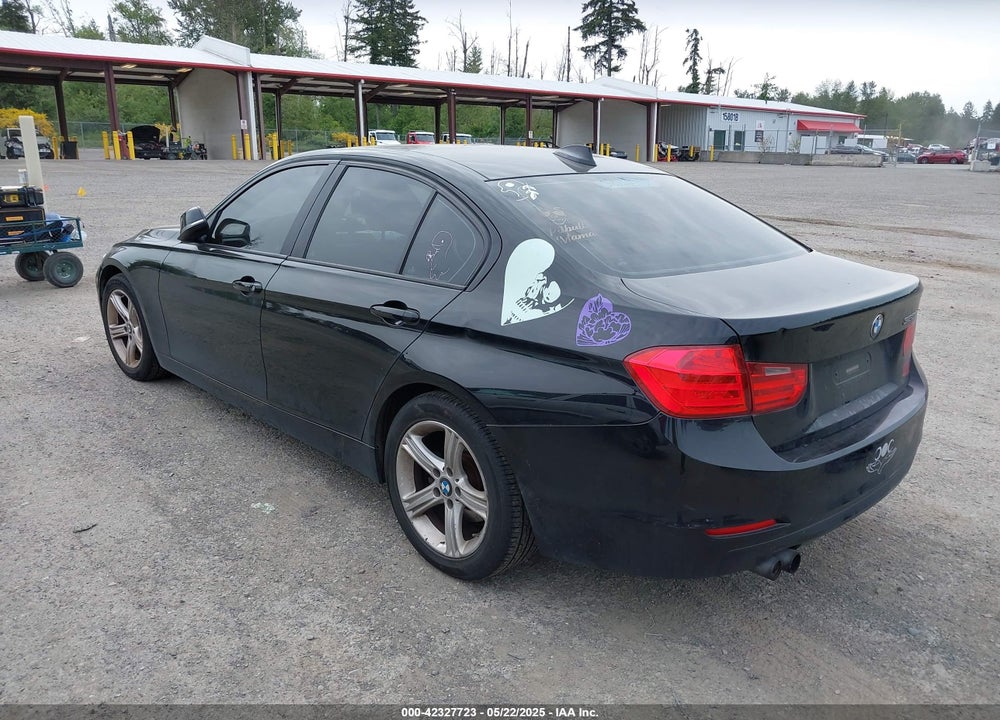2013 BMW 328 VIN: WBA3A5G57DNP23701