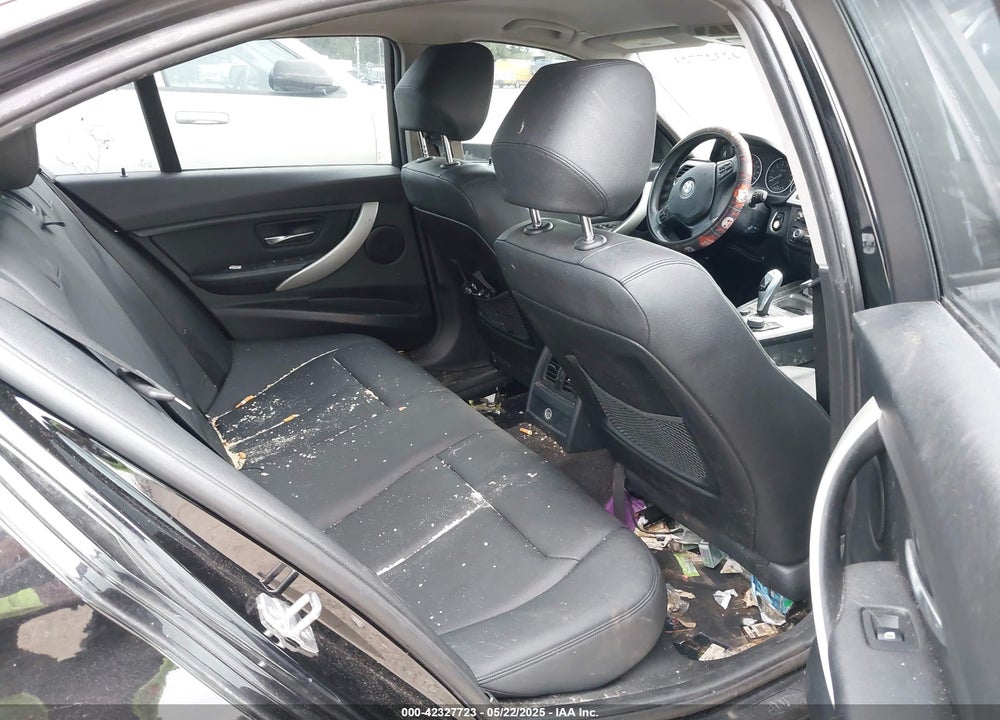 2013 BMW 328 VIN: WBA3A5G57DNP23701