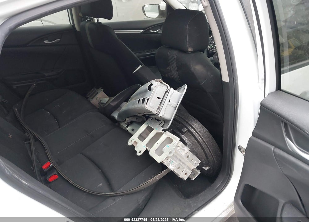 2019 HONDA CIVIC EX VIN: JHMFC1F39KX010592