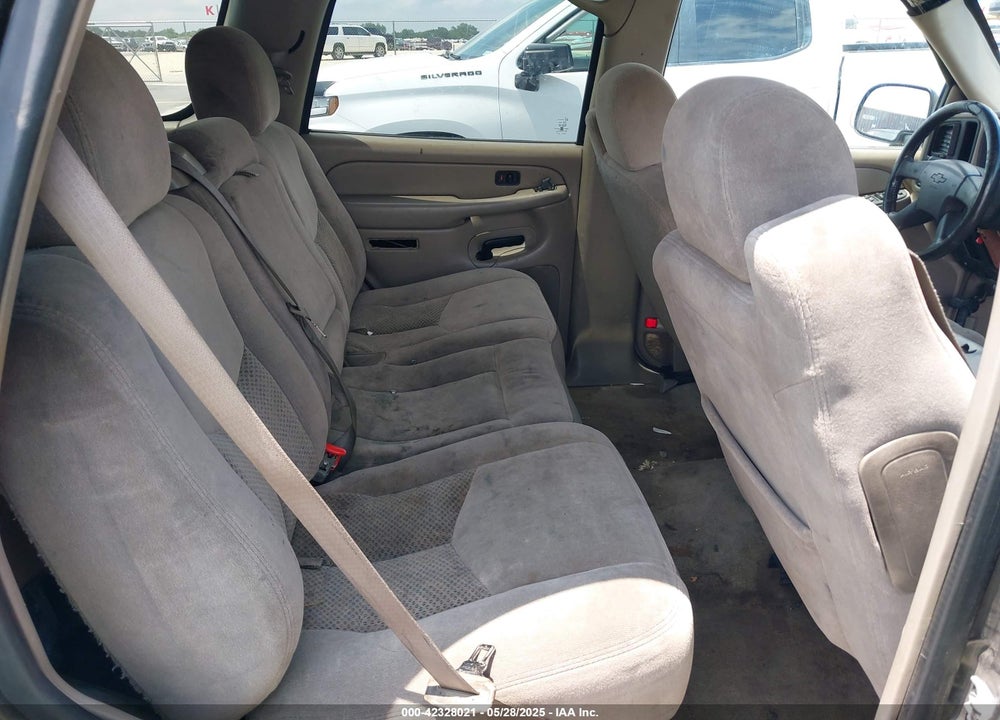 2004 CHEVROLET TAHOE LS VIN: 1GNEC13Z64R168585