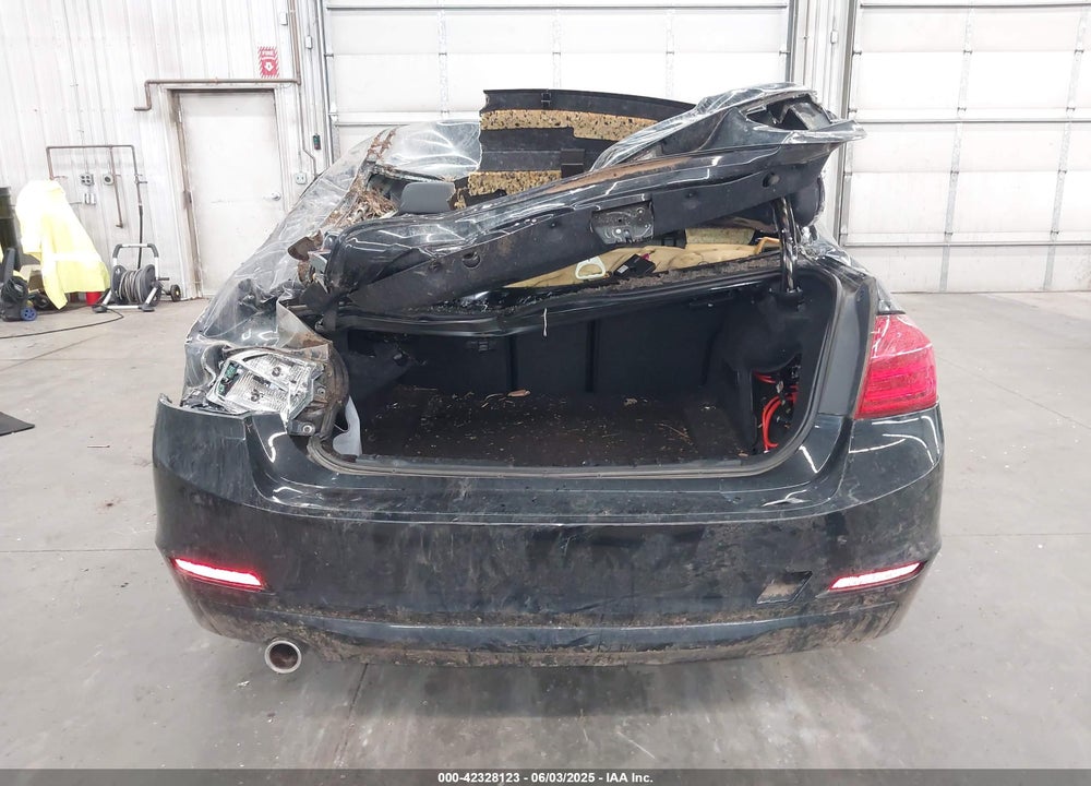 2014 BMW 3 SERIES VIN: WBA3D5C57EKX99063