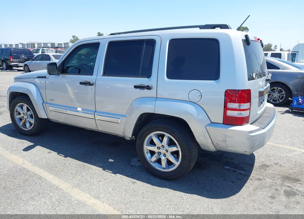 2012 JEEP LIBERTY VIN: 1C4PJLAK5CW207630