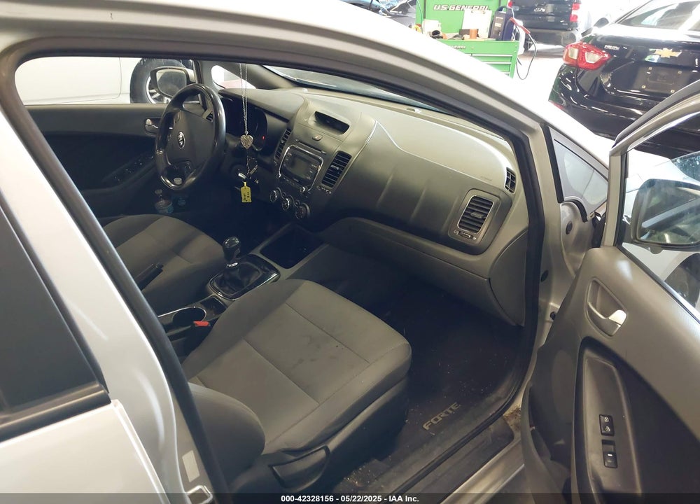 2018 KIA FORTE VIN: 3KPFK4A72JE254471