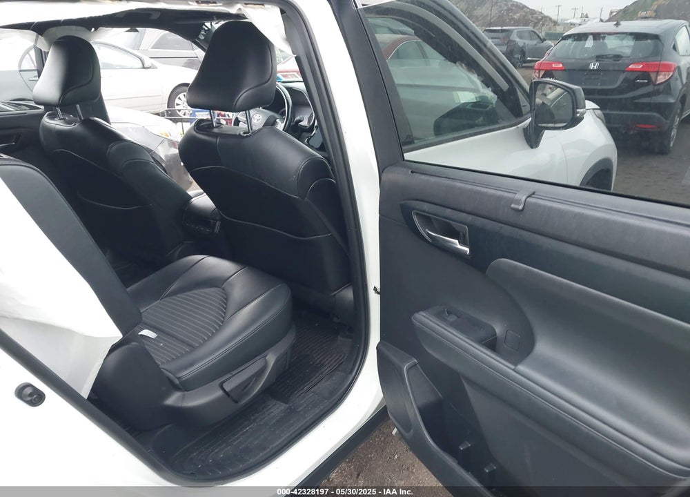 2022 TOYOTA HIGHLANDER XSE VIN: 5TDLZRBH3NS202071