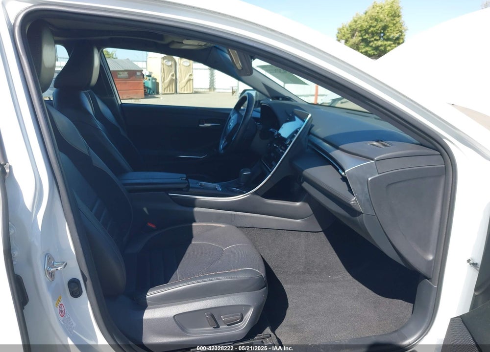 2019 TOYOTA AVALON HYBRID LIMITED/XLE/XSE VIN: 4T1B21FBXKU001178