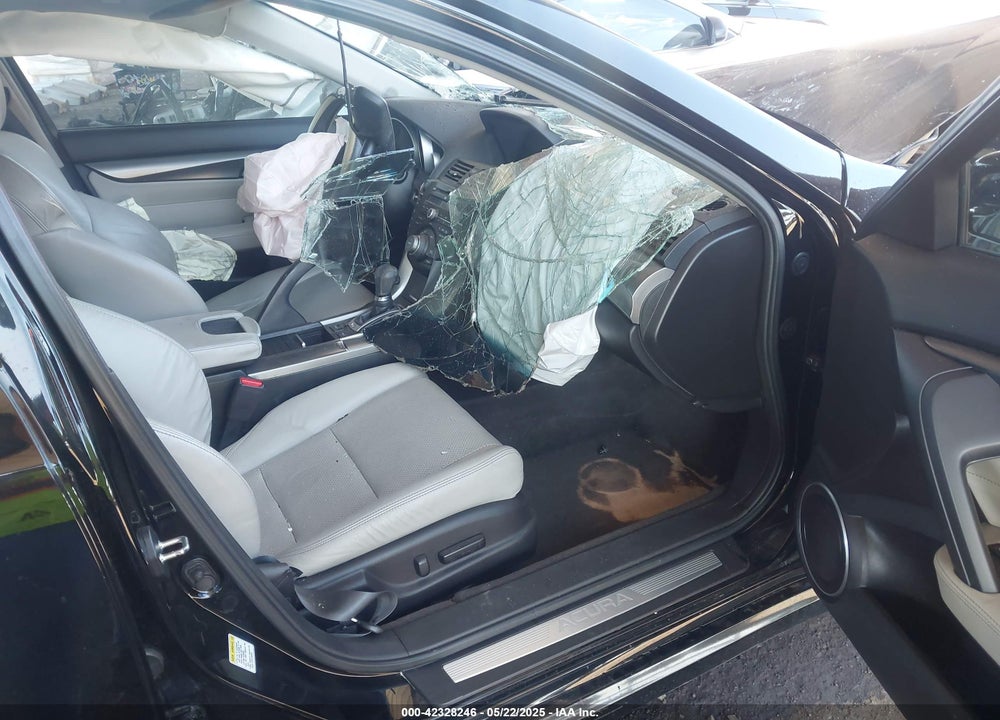 2013 ACURA TL VIN: 19UUA9F5XDA003933