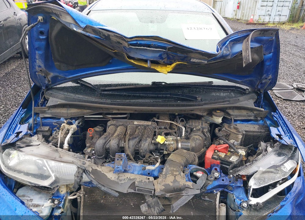 2015 HONDA FIT VIN: 3HGGK5H58FM752414