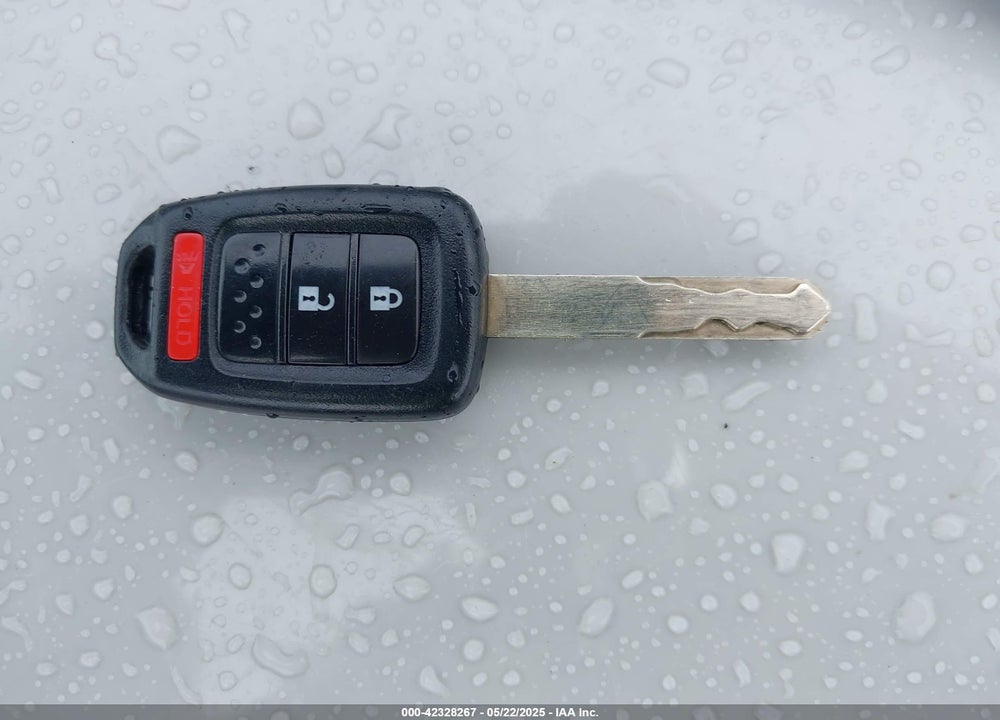 2015 HONDA FIT VIN: 3HGGK5H58FM752414