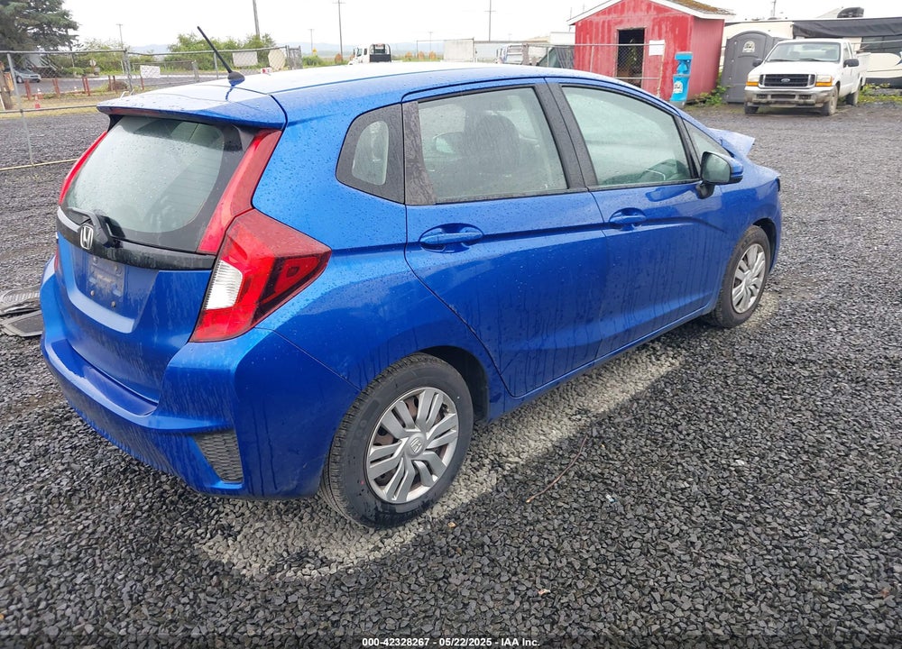 2015 HONDA FIT VIN: 3HGGK5H58FM752414