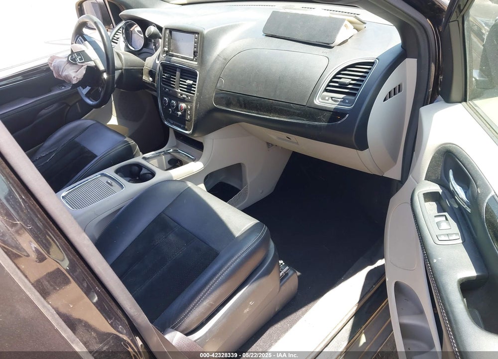 2017 DODGE GRAND CARAVAN VIN: 2C4RDGCG2HR800510