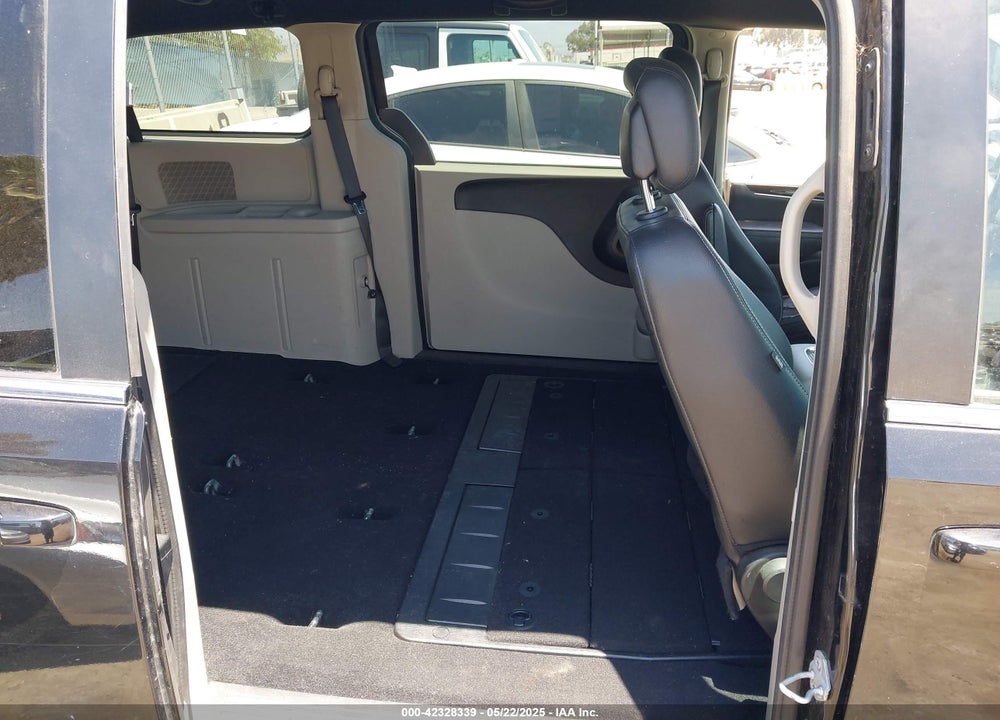 2017 DODGE GRAND CARAVAN VIN: 2C4RDGCG2HR800510