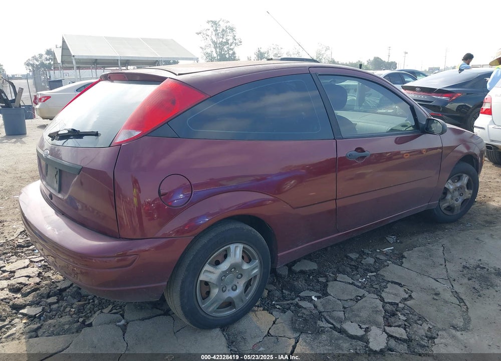 2007 FORD FOCUS VIN: 1FAFP31N47W303989