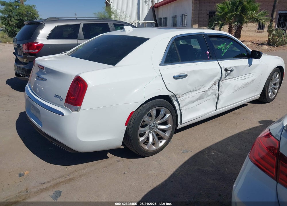 2017 CHRYSLER 300 VIN: 2C3CCAEG5HH645741