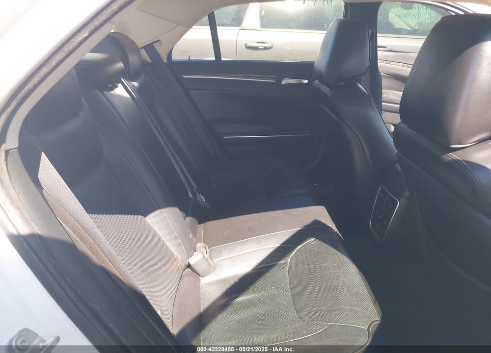 2017 CHRYSLER 300 VIN: 2C3CCAEG5HH645741