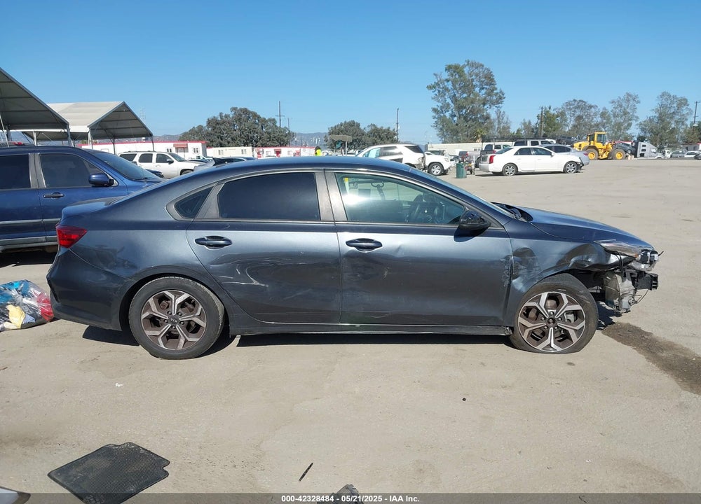 2019 KIA FORTE VIN: 3KPF24AD4KE108662
