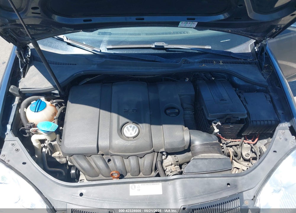 2010 VOLKSWAGEN JETTA VIN: 3VWRZ7AJ1AM054027