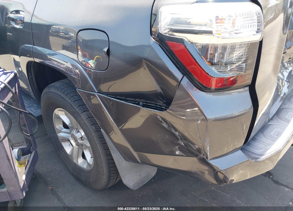 2020 TOYOTA 4RUNNER VIN: JTEZU5JRXL5219668