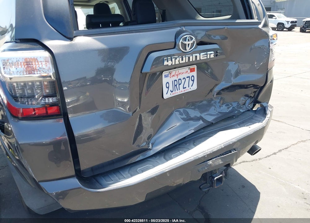 2020 TOYOTA 4RUNNER VIN: JTEZU5JRXL5219668