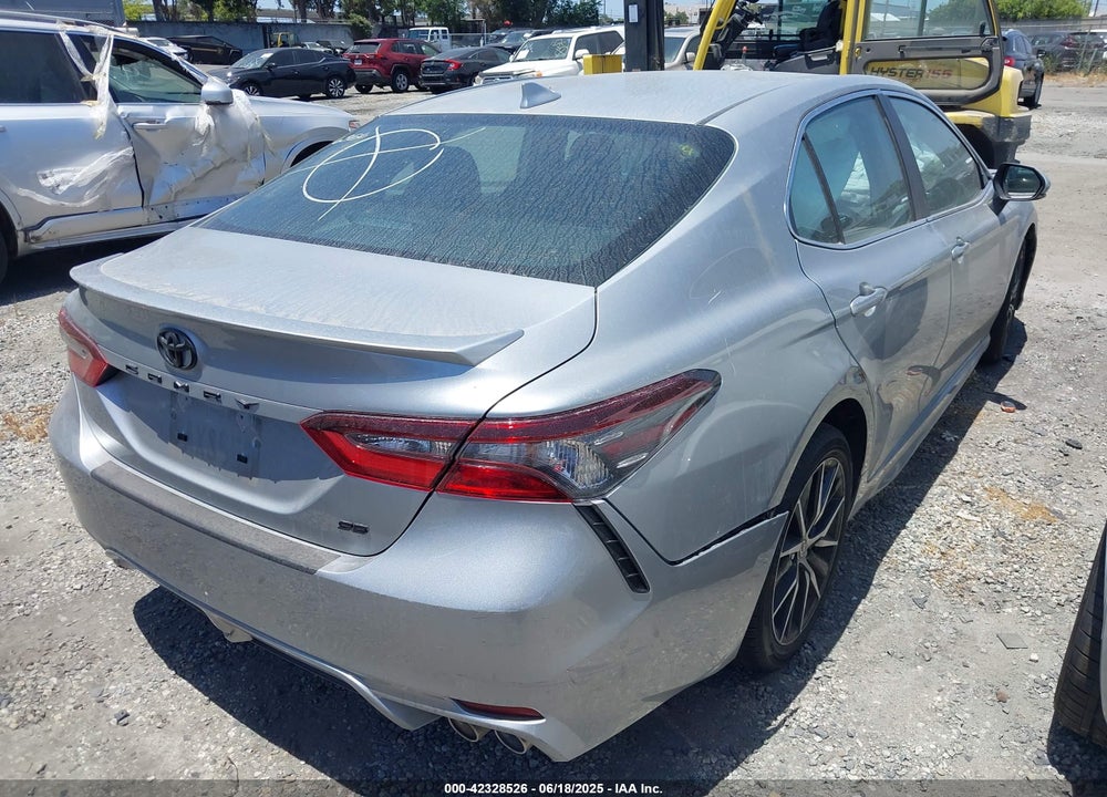 2022 TOYOTA CAMRY SE VIN: 4T1G11AK3NU042126