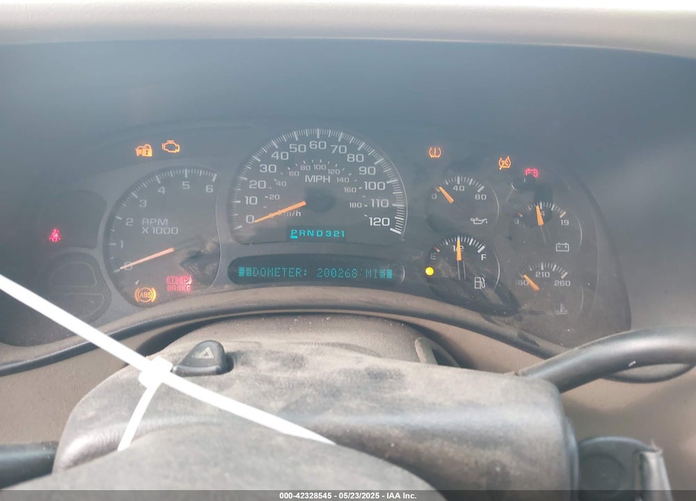 2005 GMC YUKON XL 1500 SLT VIN: 1GKEC16Z45R129732