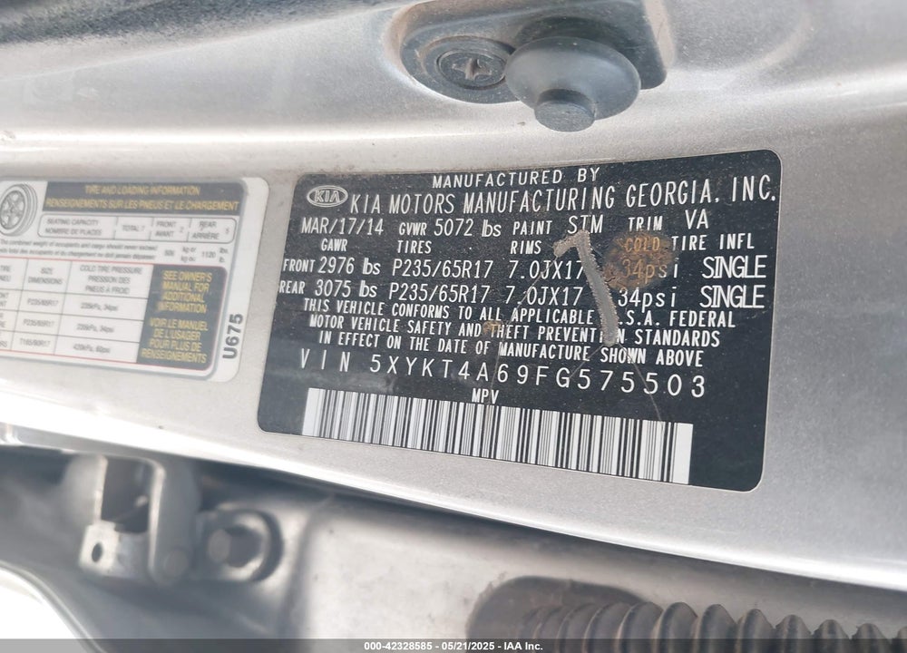 2015 KIA SORENTO LX VIN: 5XYKT4A69FG575503
