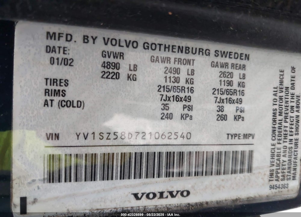 2002 VOLVO V70 XC VIN: YV1SZ58D721062540