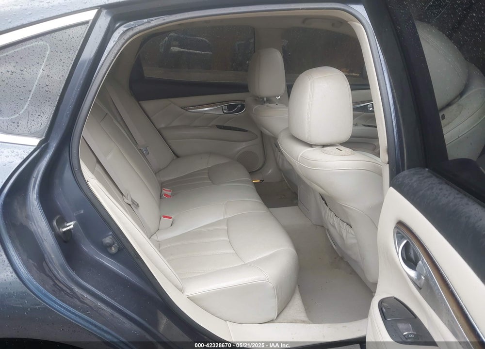 2011 INFINITI M37X VIN: JN1BY1AR3BM373729