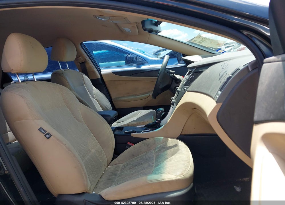 2012 HYUNDAI SONATA GLS VIN: 5NPEB4AC1CH378111