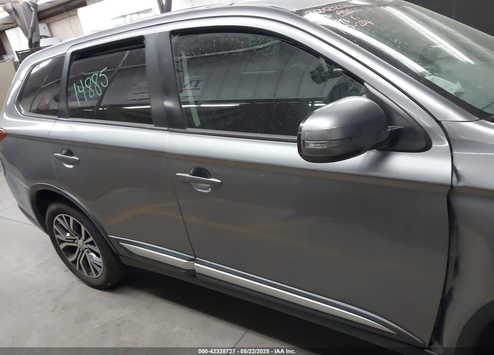 2018 MITSUBISHI OUTLANDER SE VIN: JA4AD3A33JZ004098