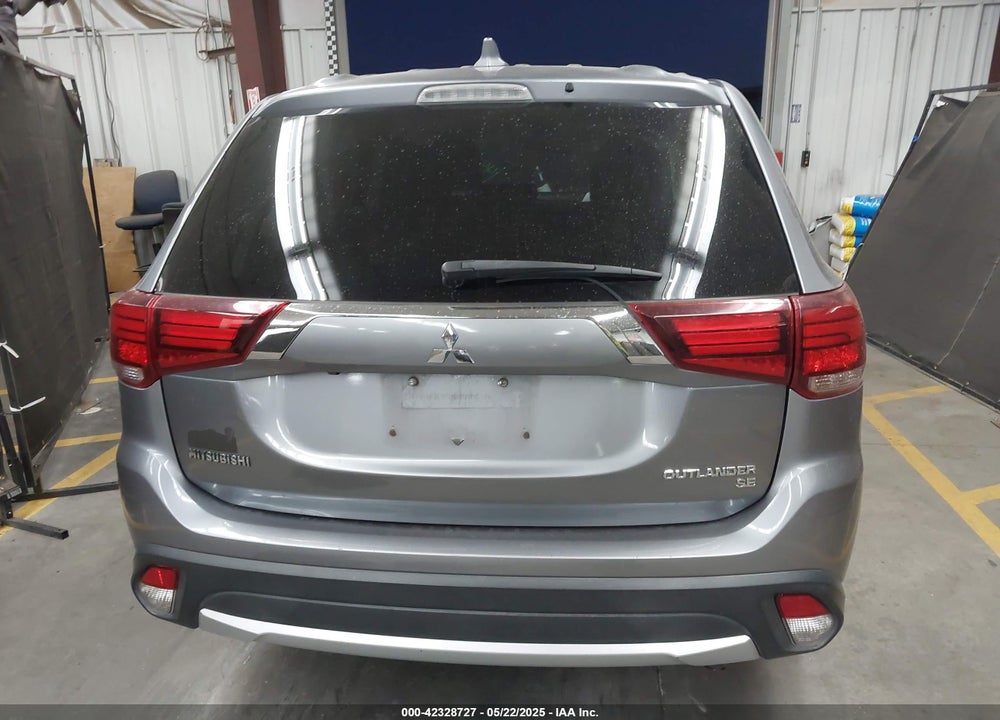 2018 MITSUBISHI OUTLANDER SE VIN: JA4AD3A33JZ004098
