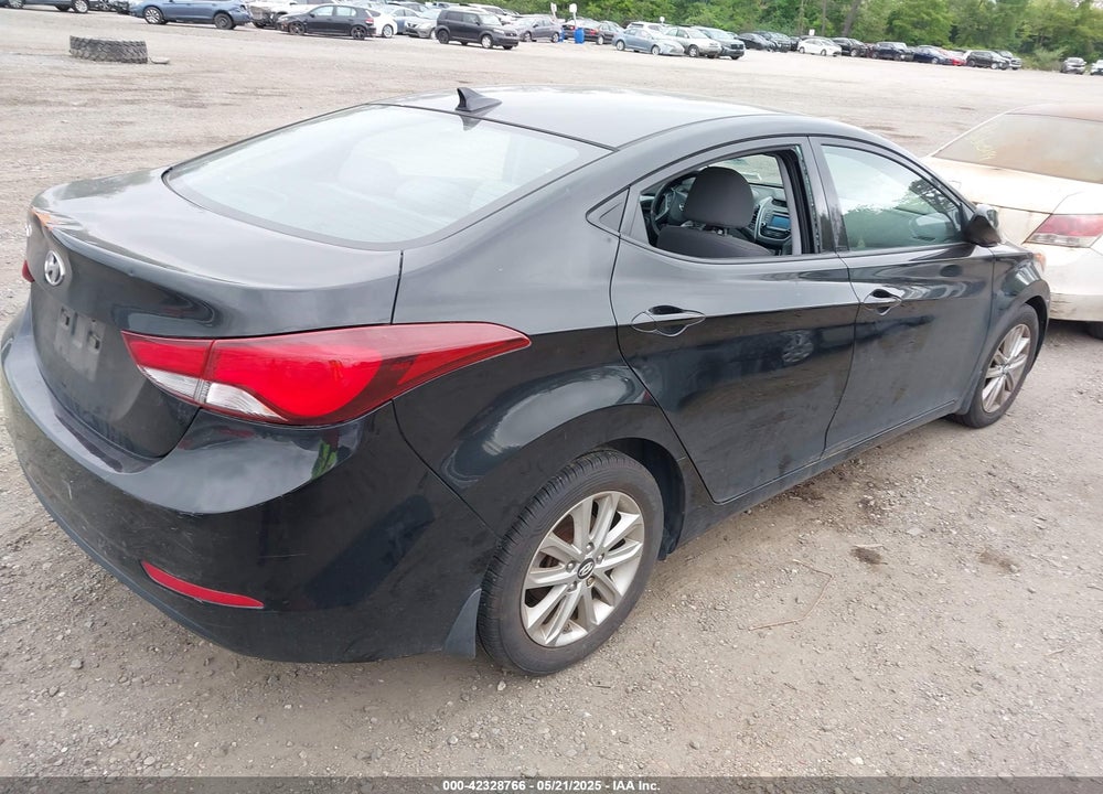 2016 HYUNDAI ELANTRA SE VIN: KMHDH4AE7GU487692